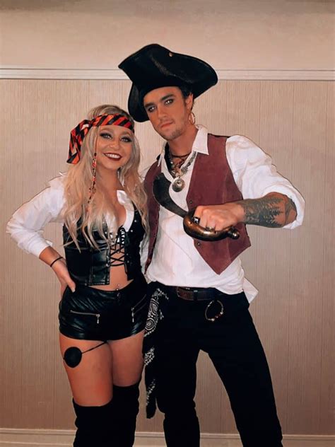 sexy couples halloween costume|22 Couples Halloween Costumes to Wear in 2023 .